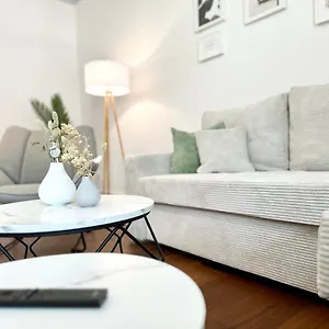  Apartment Mystay: Zentral I Design I Prime I Gaeste Wc