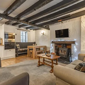 https://entire-2-bedroom-cottage-in-whitby.yorkshirehotels.net